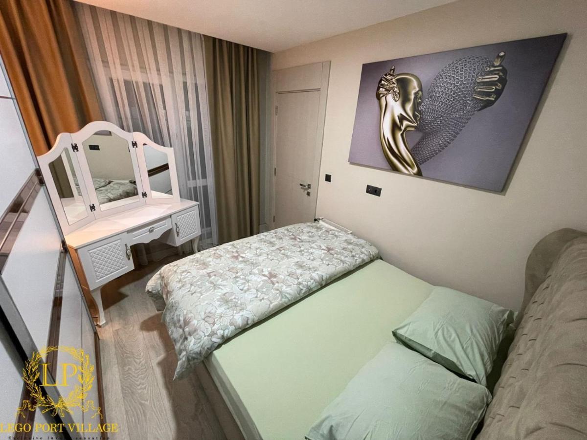 Close Airport,Mall Of Antalya Shopping Center,Tram Station Екстер'єр фото